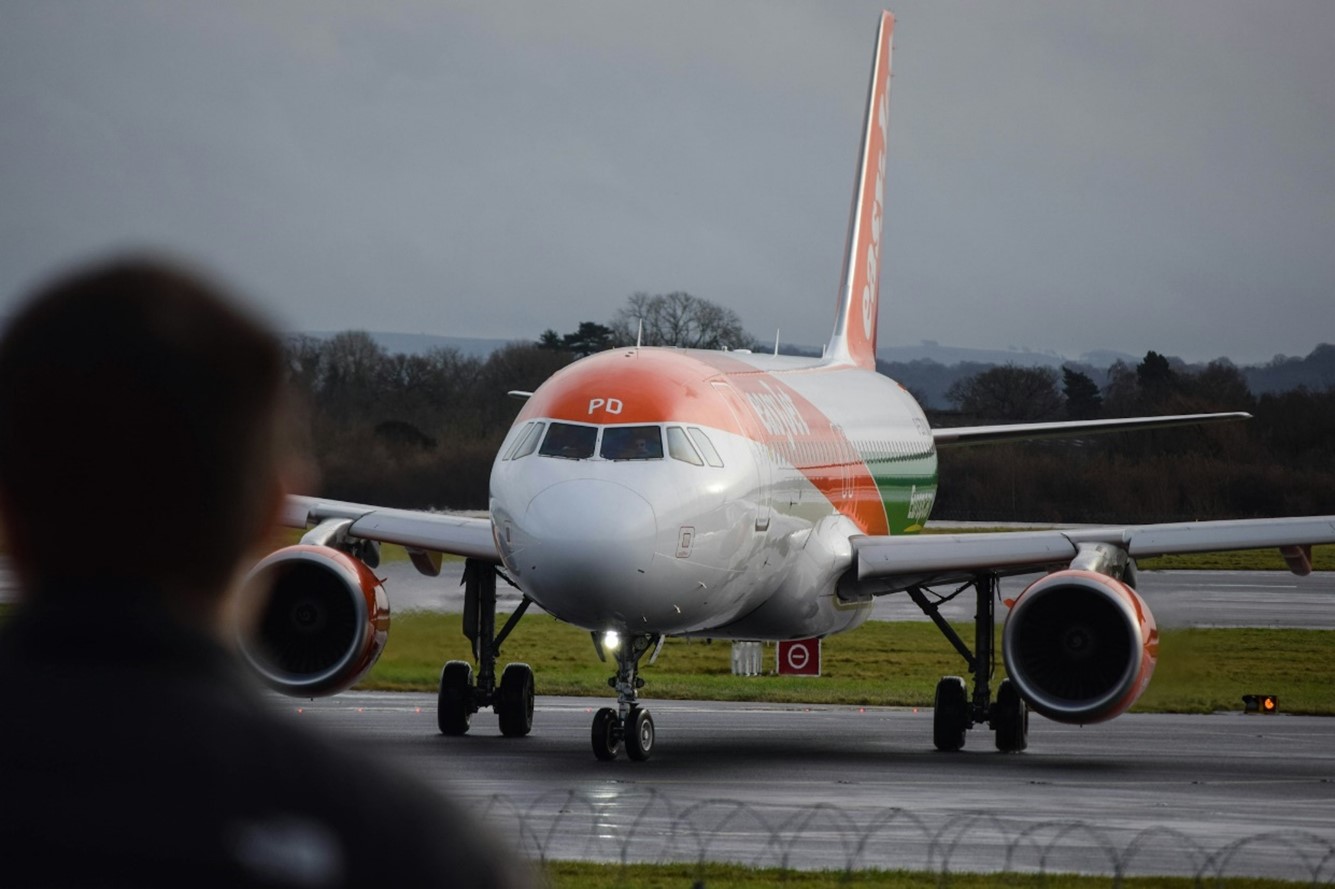 Airport Transfers and Day Trips: The Best Way to Travel in Ireland
